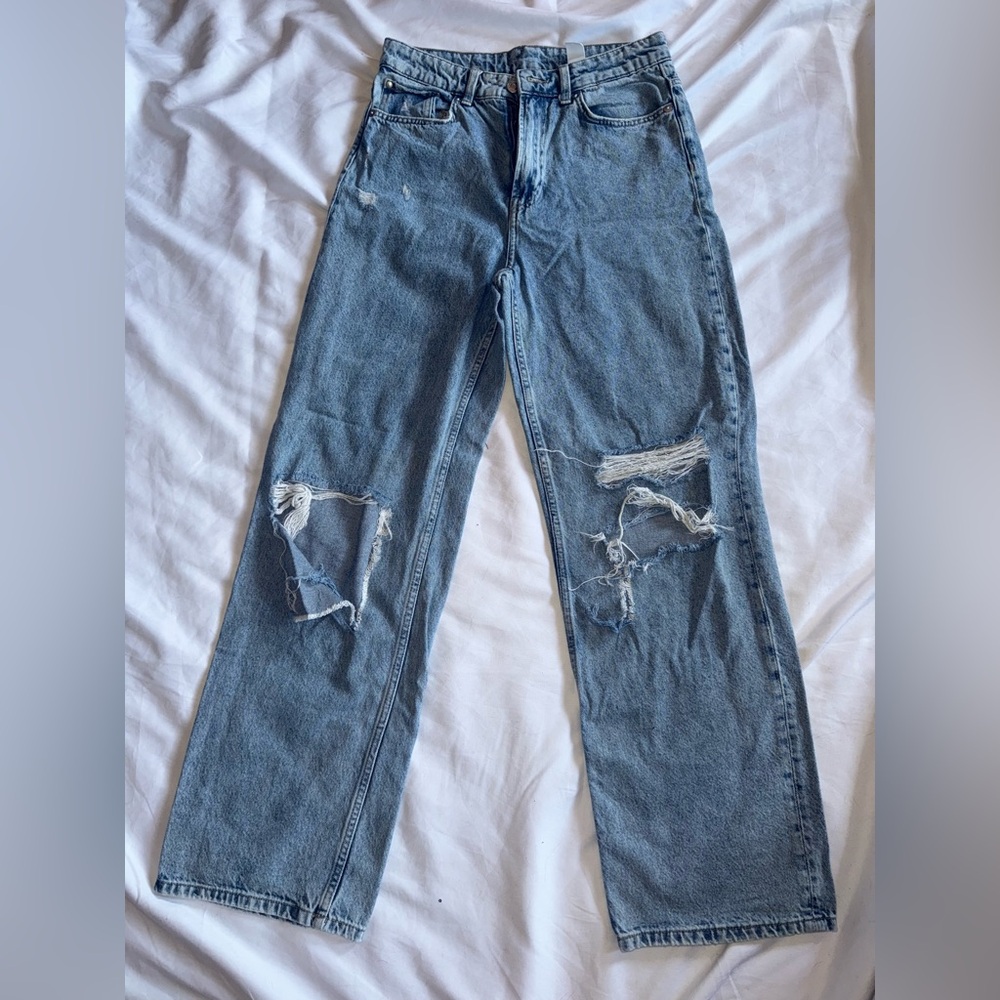 Denim High Rise Blue Jeans with Distressed Details